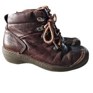 Keen Leather Ankle Boots brown tie front size 6.5 rubber type toe guard